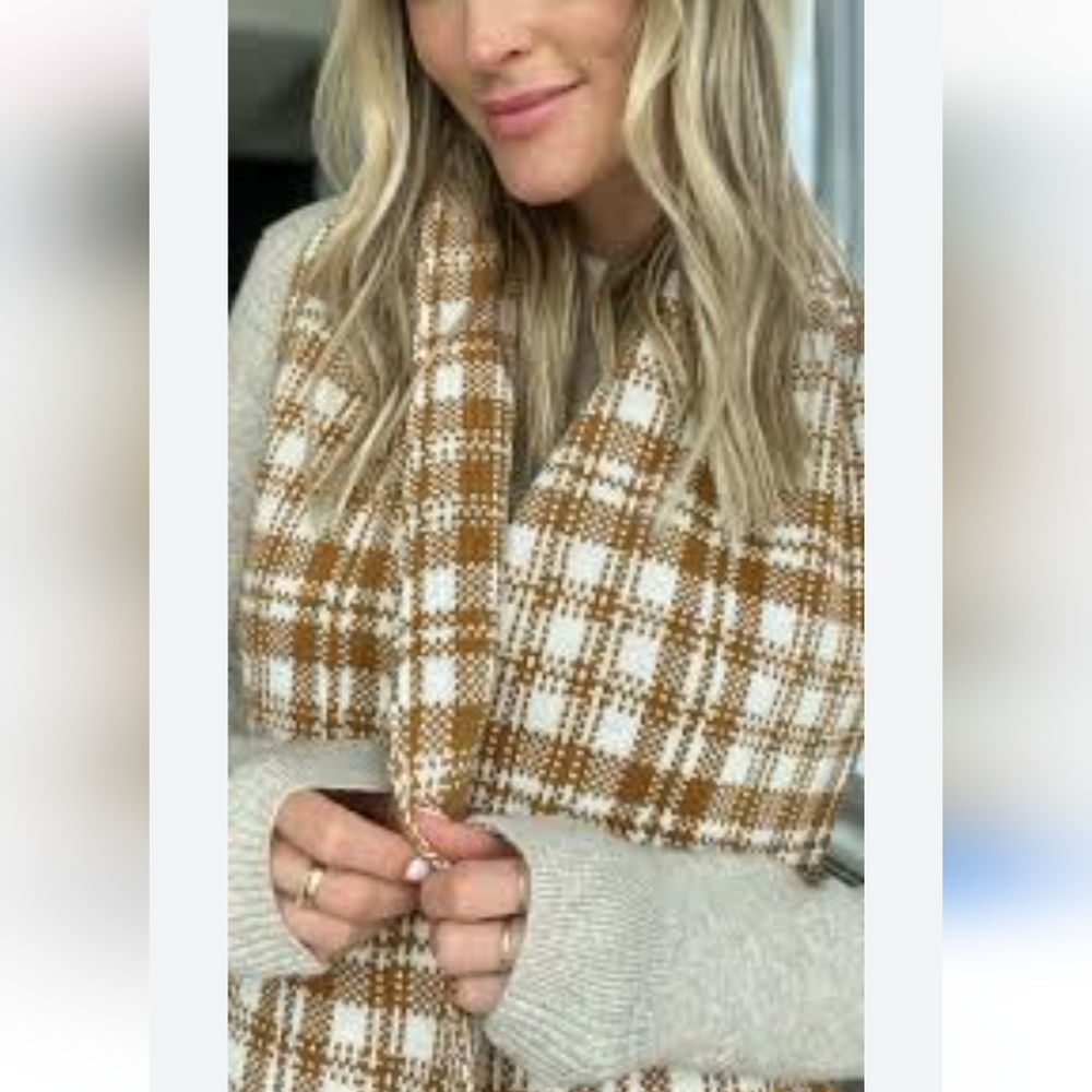 Timberland NWT Classic Checked Winter Scarf. Size 62x10"